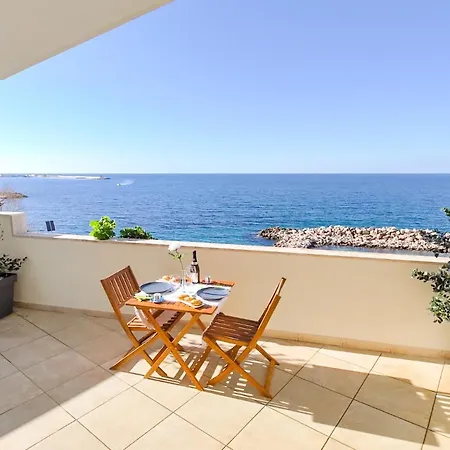 Faraoni Apartment *