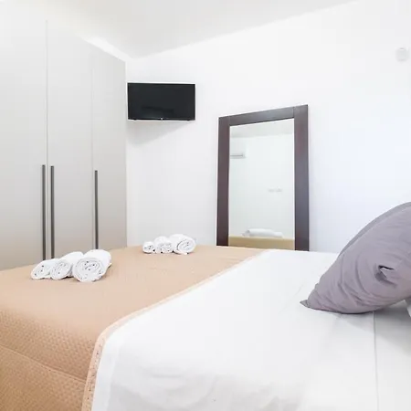 Faraoni Apartment *
